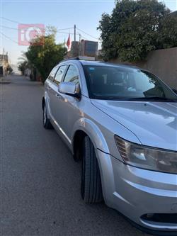 دودج جورني
